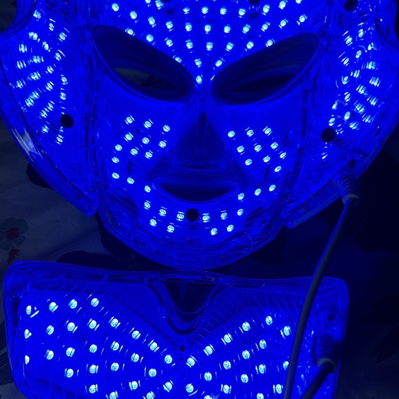 LED Face Light - Picture 6 of 10